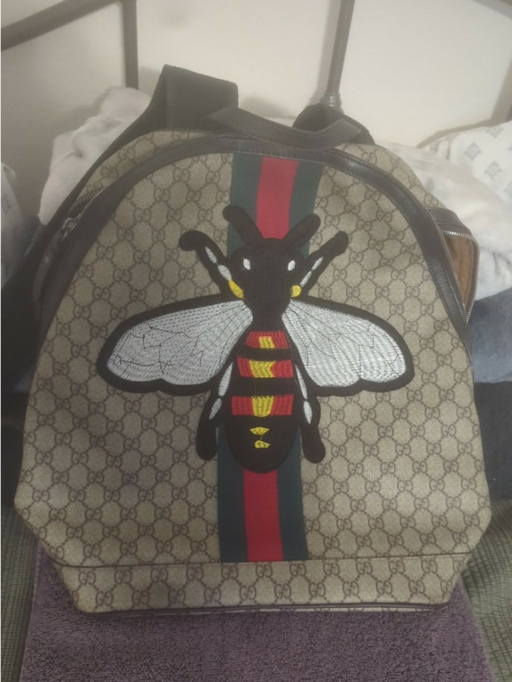 Gucci Beige GG Supreme Bee Canvas Backpack